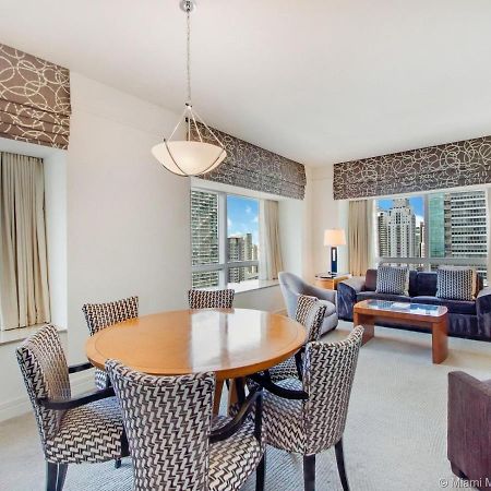 Four Seasons Hotel Miami - Luxury Private Residences Bagian luar foto